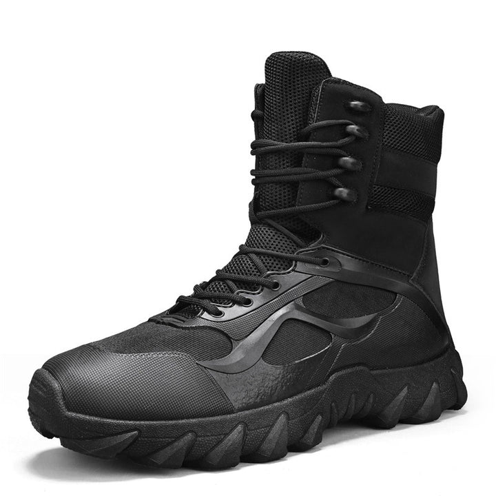 Lightweight outdoor boots for men, military style