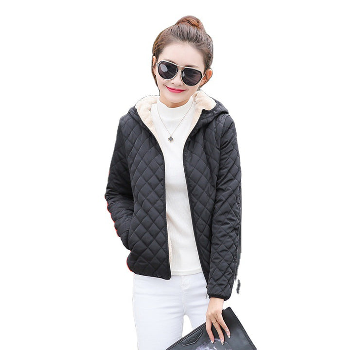 Short women's quilted jacket with lamb fleece lining
