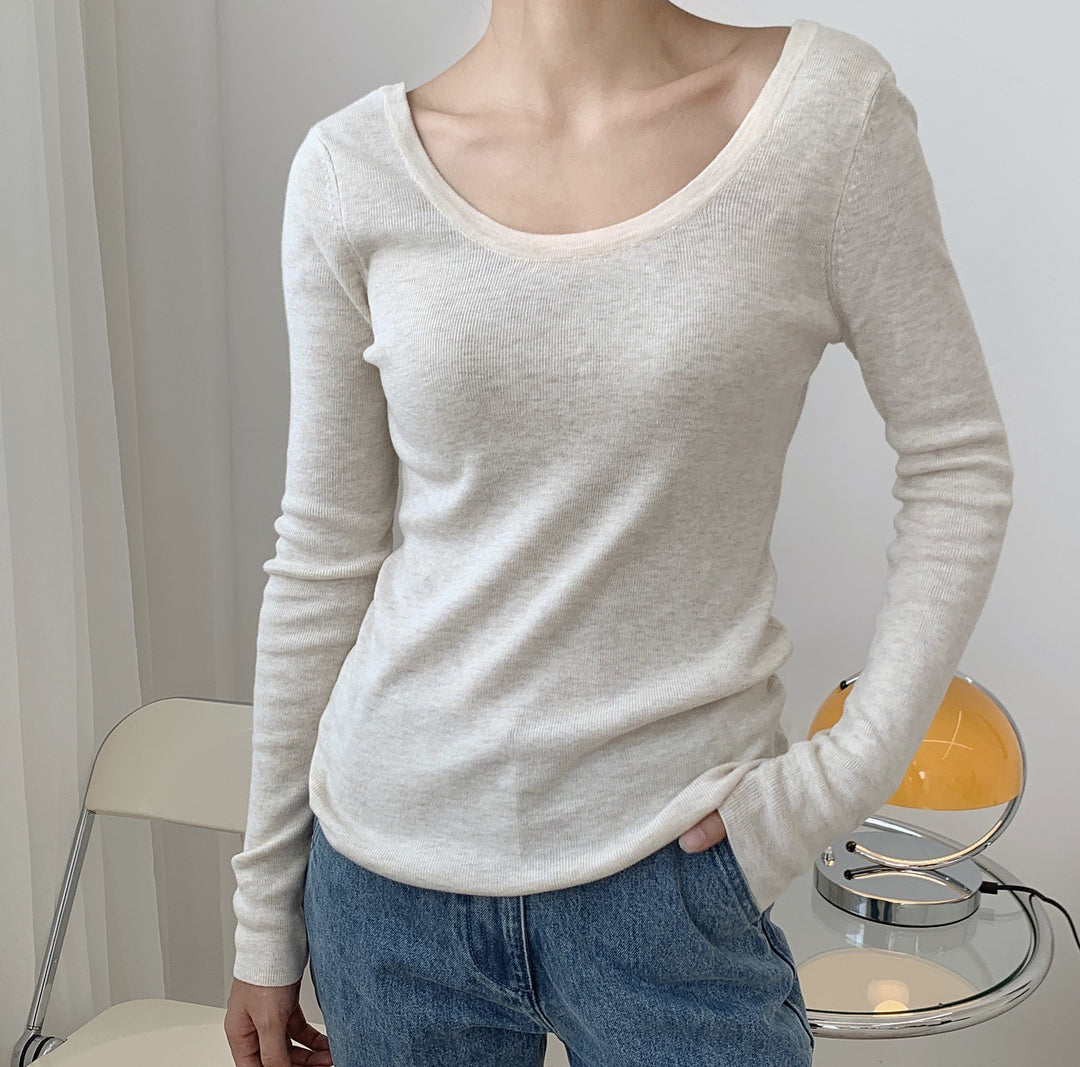 Women's Fitted Fine Knit Shirt with Boat Neck and Extended Sleeves Amarae
