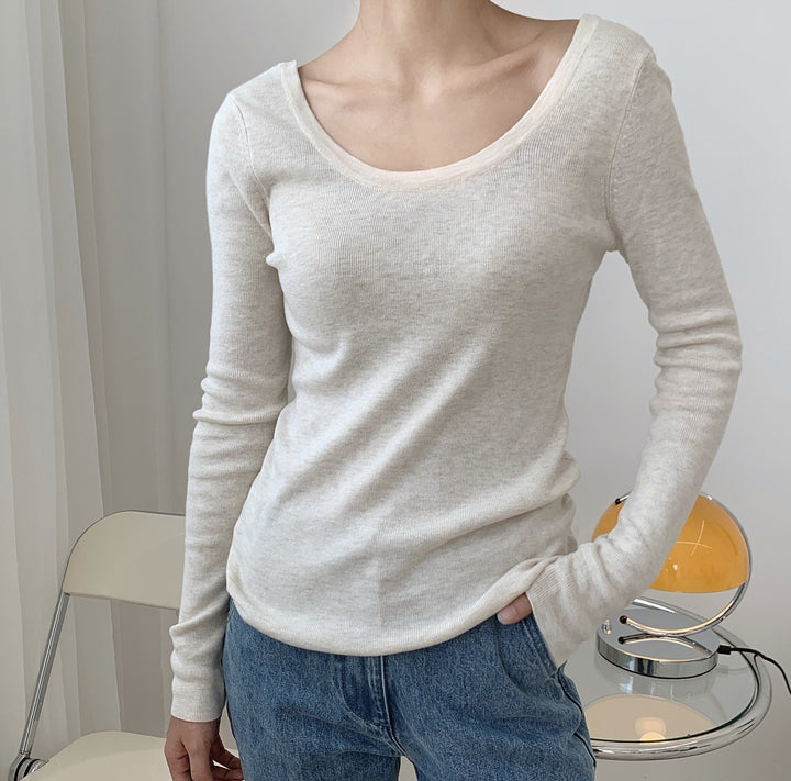 Women's Fitted Fine Knit Shirt with Boat Neck and Extended Sleeves Amarae