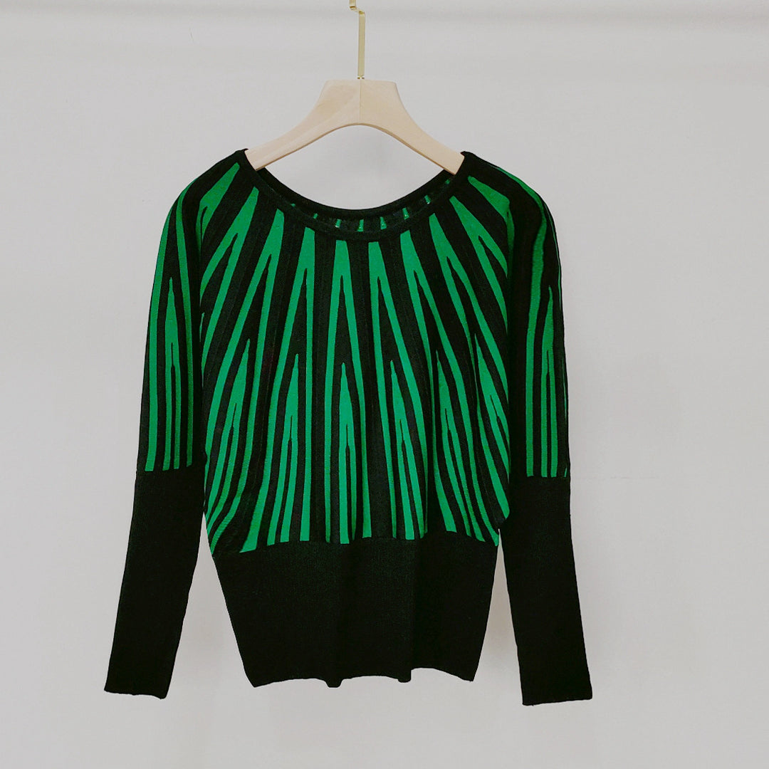 Casual knit sweater for women with eye-catching pattern Lune London