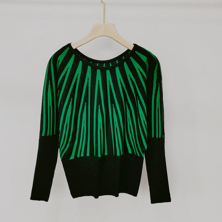 Casual knit sweater for women with eye-catching pattern Lune London