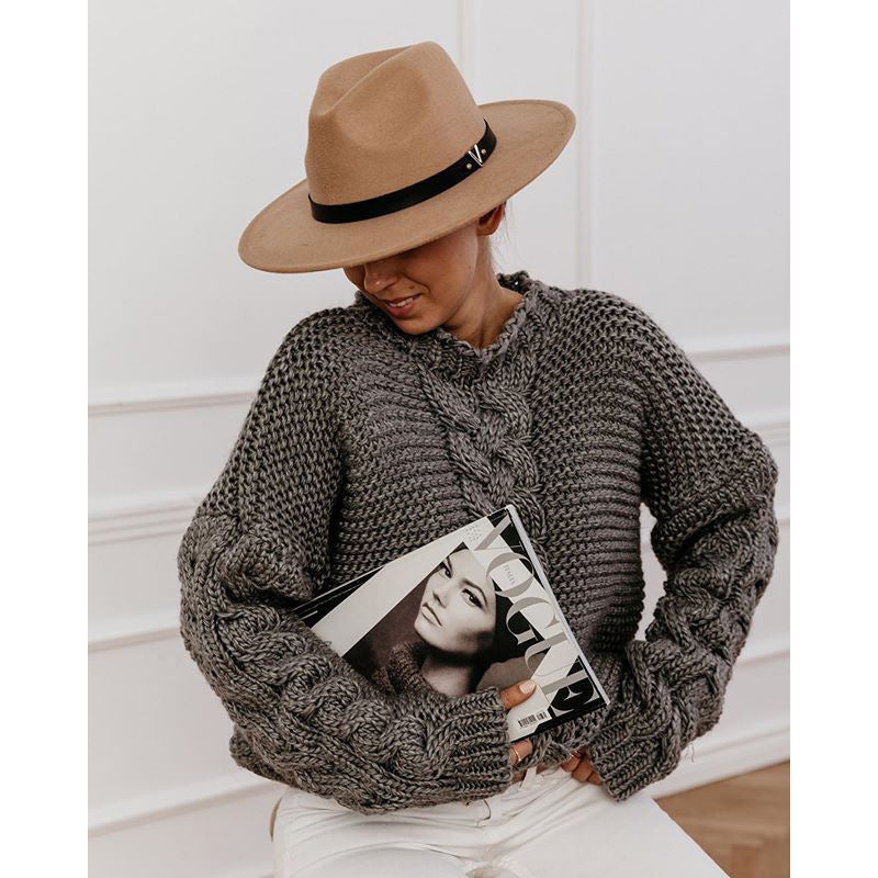 Chunky knit sweater for women with cable pattern and relaxed fit Lune London