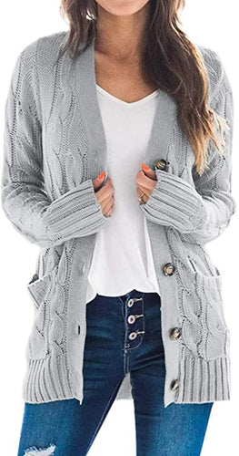 Cardigan en tricot pour femmes avec un motif en câble à la mode et des poches pratiques Chic & Stil