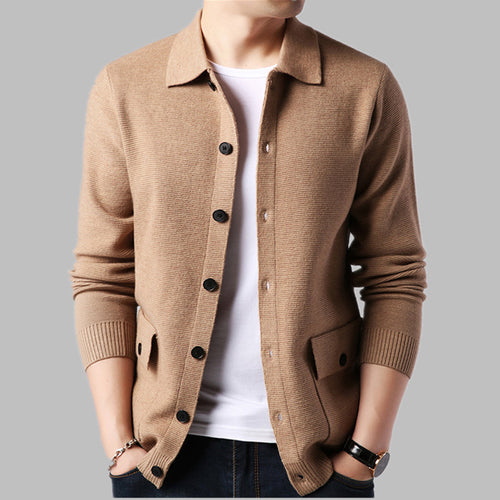 Elegant knitted jacket for men with modern buttons and practical pockets Amarae