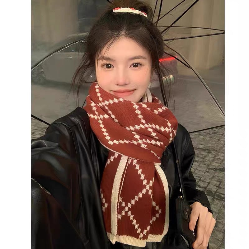 Soft knitted scarf, warming and versatile
