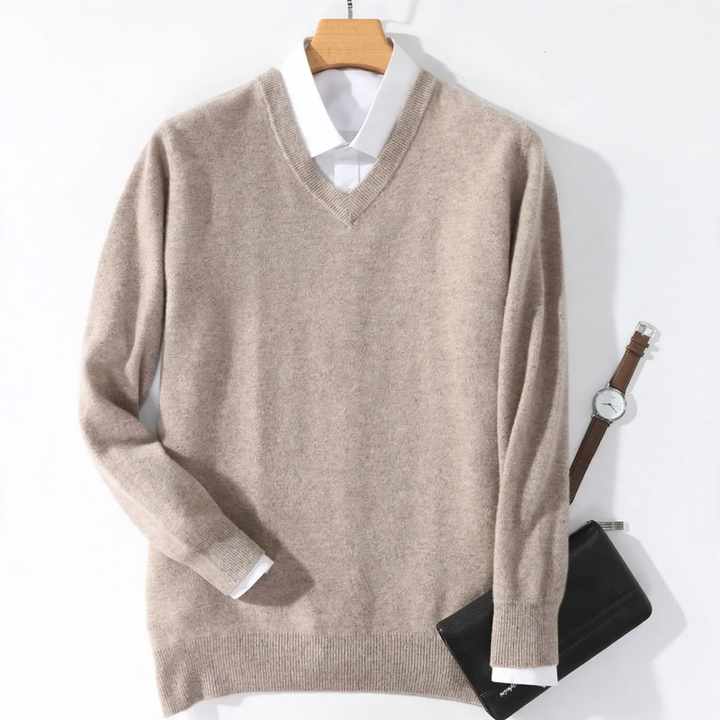 Men's wool pullover with V-neck