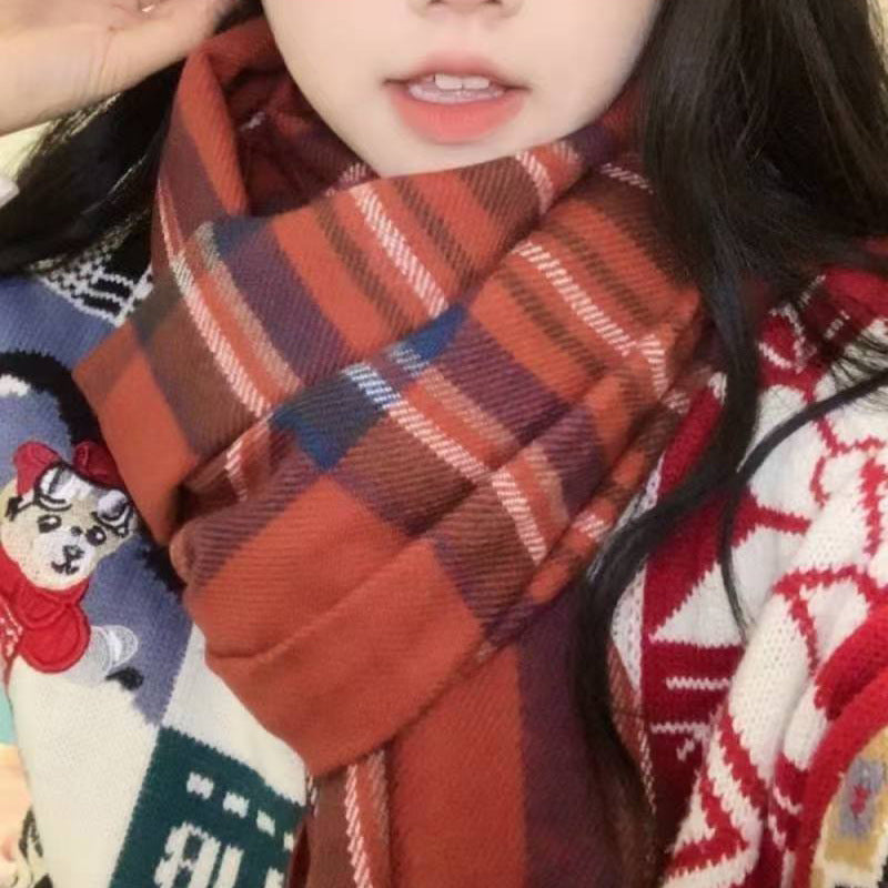 Checked winter scarf in college style