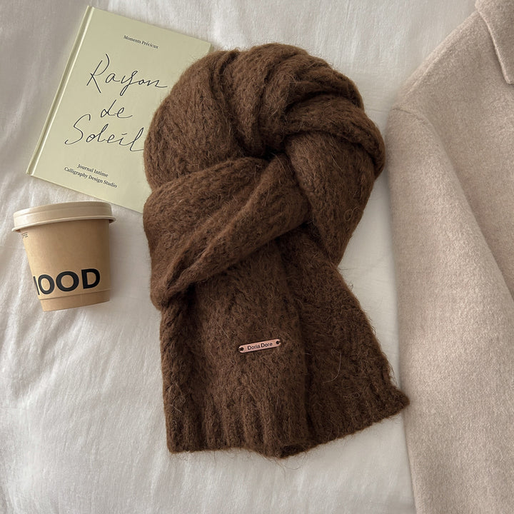 Knit scarf made of wool blend fabric with alpaca content