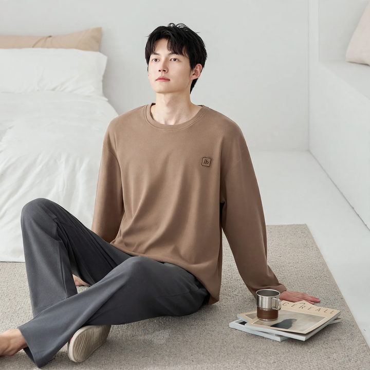 Modern men's house suit made of thermal fabric