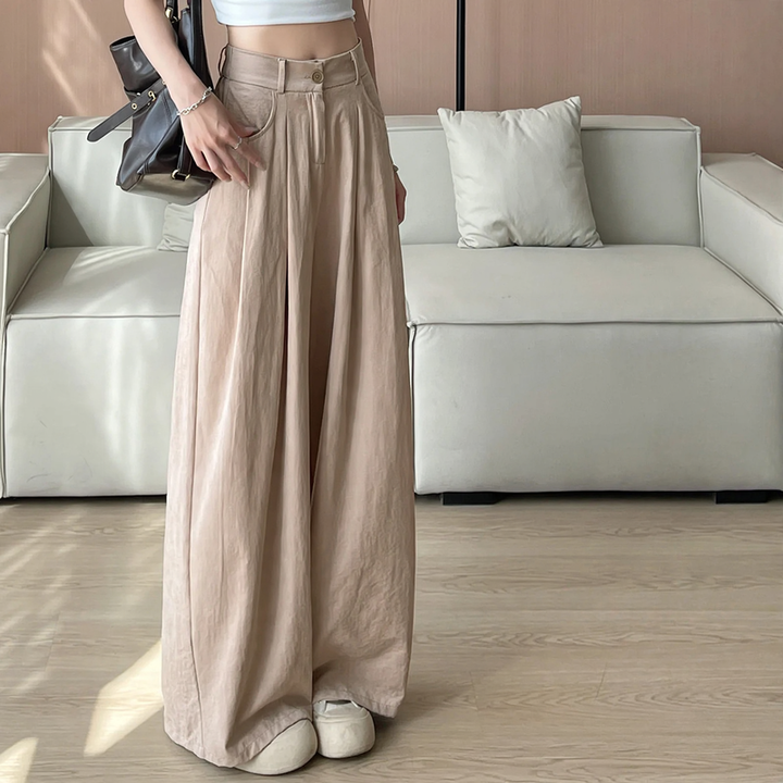 Padded women's cord trousers in straight fit