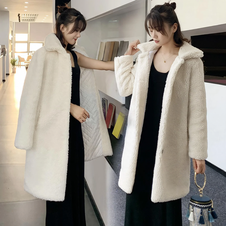 Women's coat made of sheared lambskin with stand-up collar
