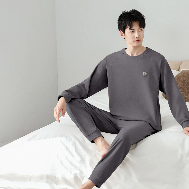 Modern men's house suit made of thermal fabric