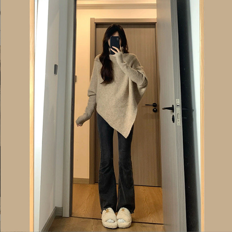 Women's turtleneck sweater with irregular hem