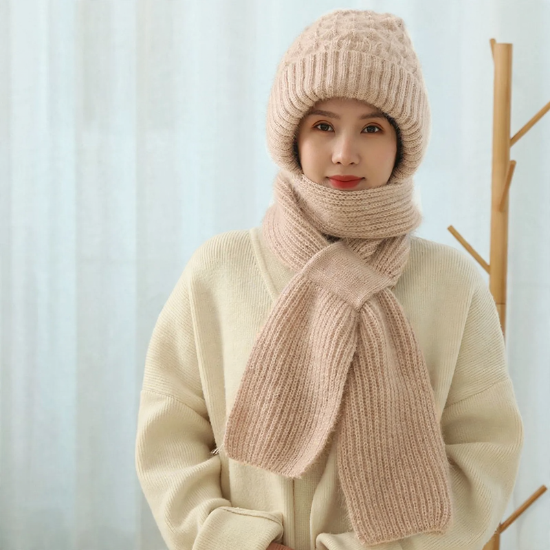 Padded knit cap with scarf for women