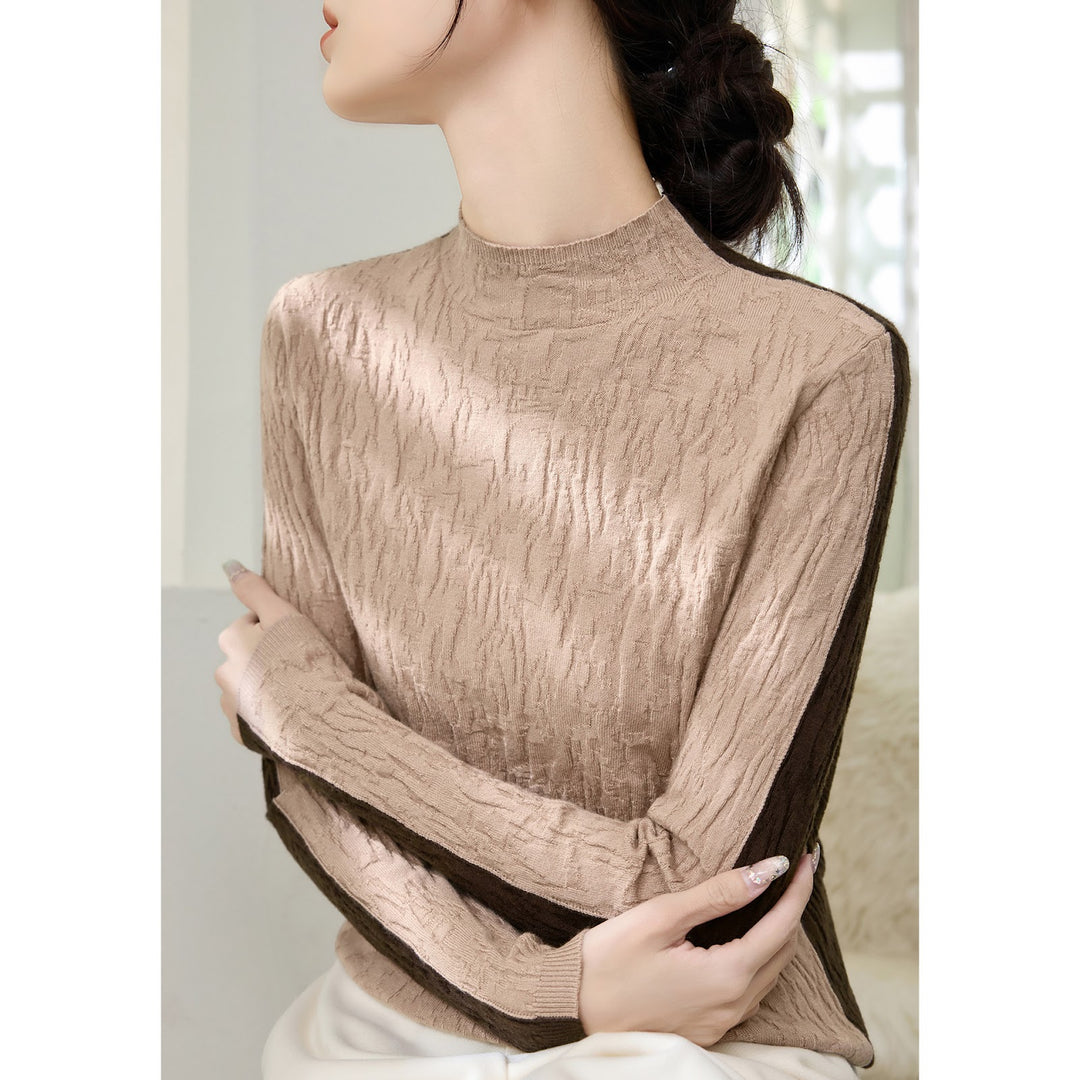 Women's knitted pullover with texture, standing collar, reversible