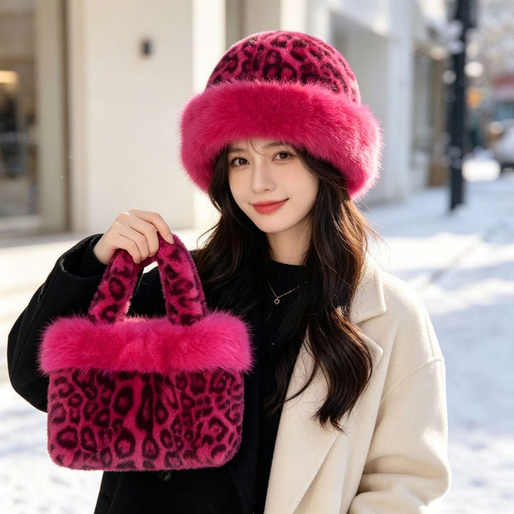 Winter Set: Handbag and Beanie in Leopard Design