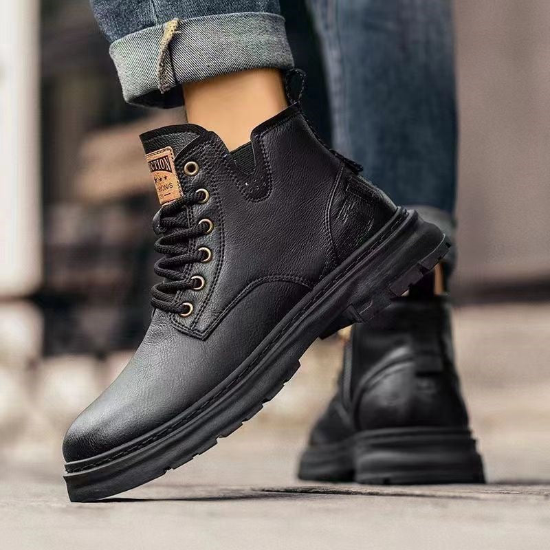 Retro lace-up boots made of genuine leather with platform