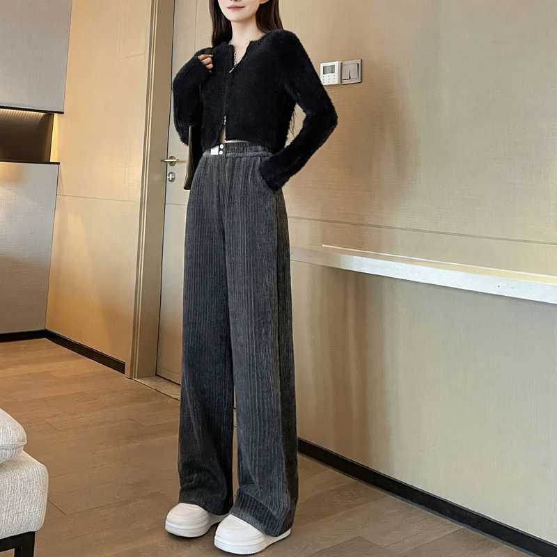 Women's corduroy trousers made of chenille, lined