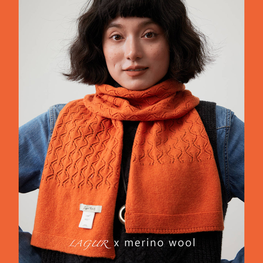 Merino wool scarf with lace detail