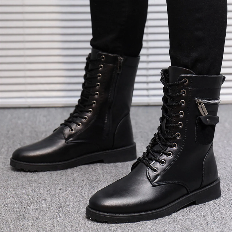 Fashionable men's boots, lined
