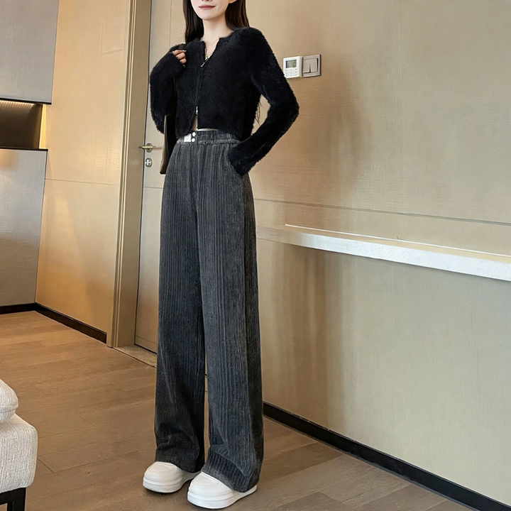 Women's corduroy trousers made of chenille, lined