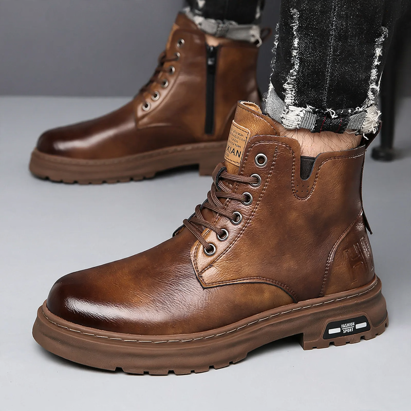 Men's work boots, insulated, slip-resistant