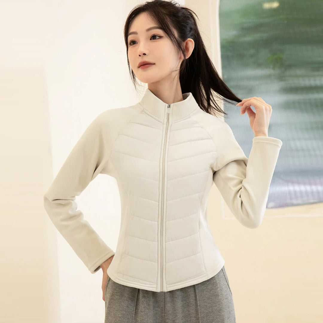Women's quilted jacket with graphene technology