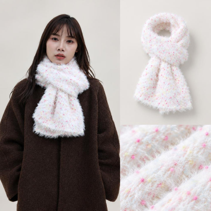 Knitted striped scarf with wool content