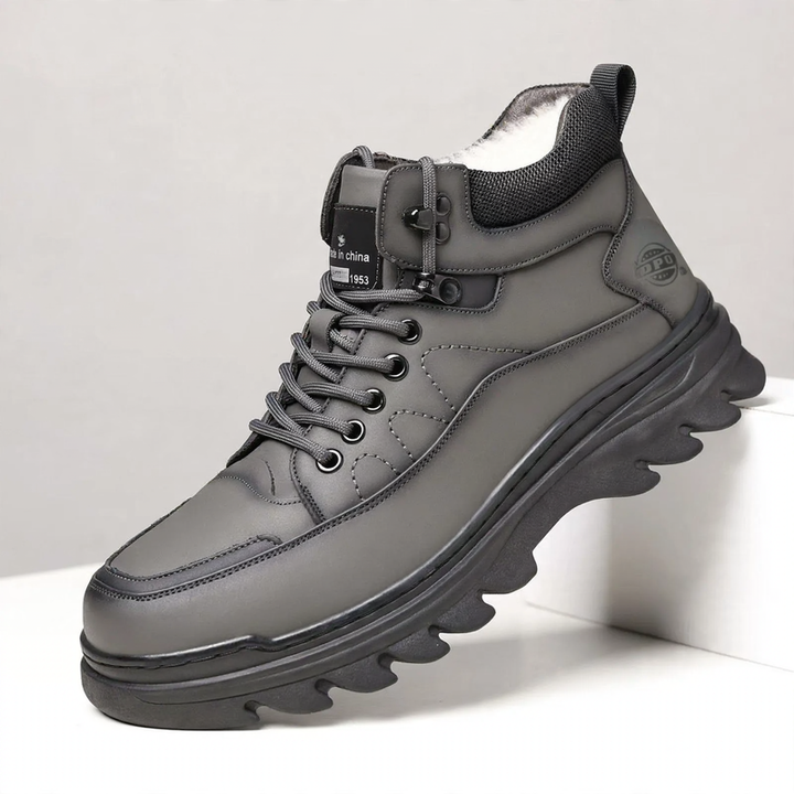 Padded men's winter boots, non-slip