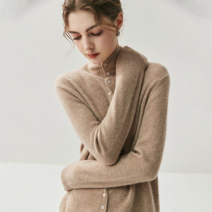 Women's cardigan with a soft touch