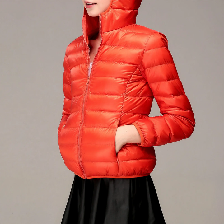 Women's padded jacket, short, fitted, with synthetic fiber filling