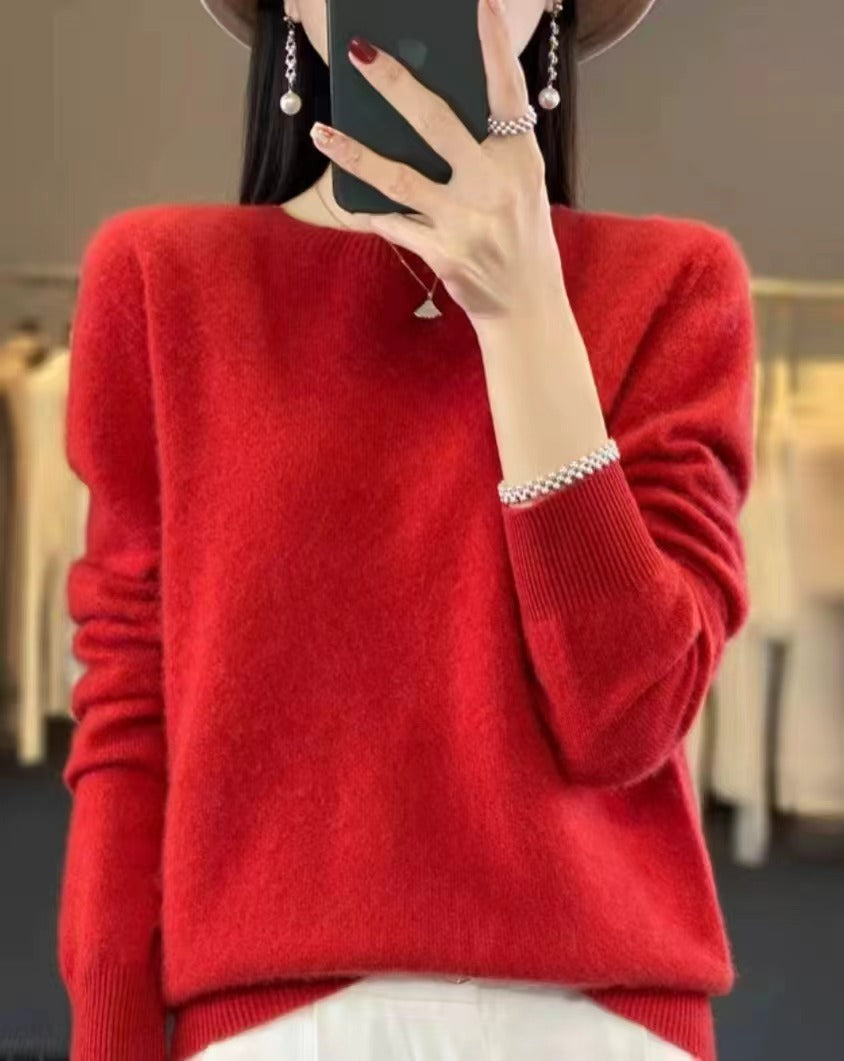 Women's wool sweater, crew neck, loose fit