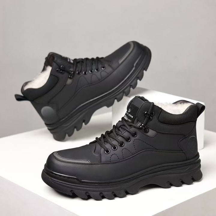 Padded men's winter boots, non-slip