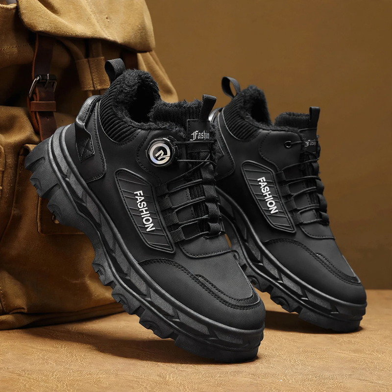 Robust men's ankle boots with platform sole