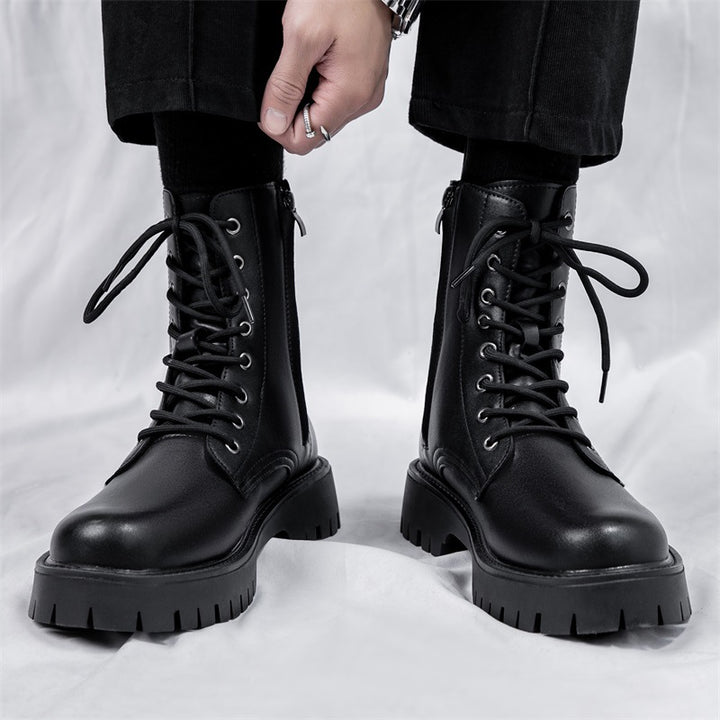Fashionable men's boots with zipper