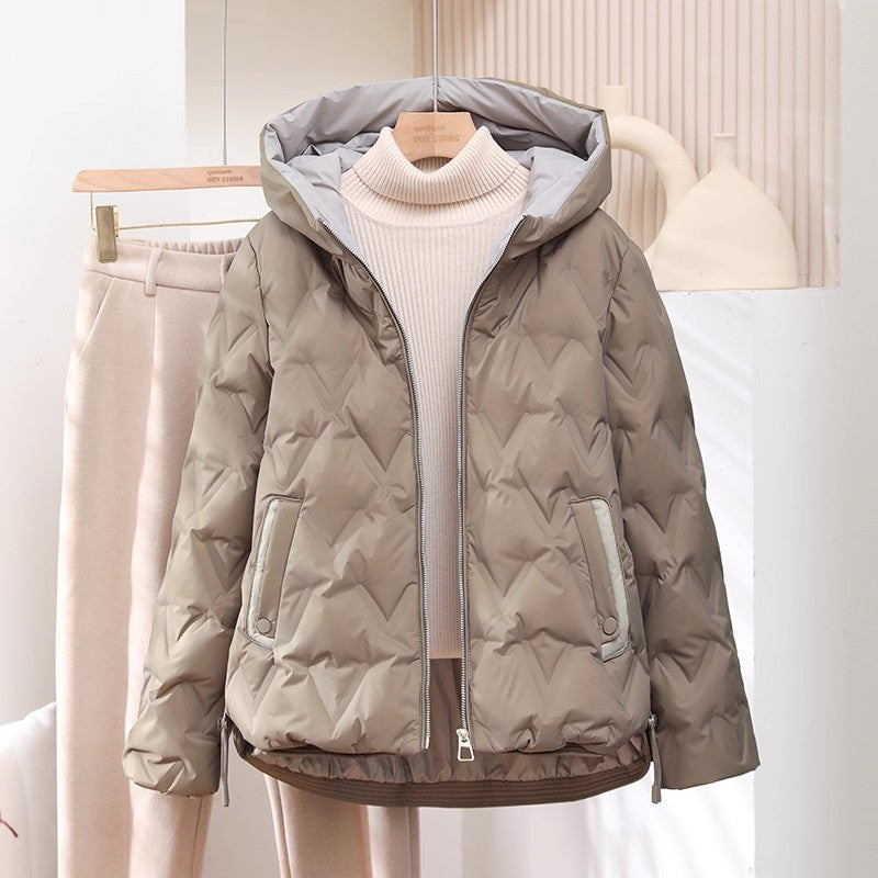 Short, loose down jacket with hood