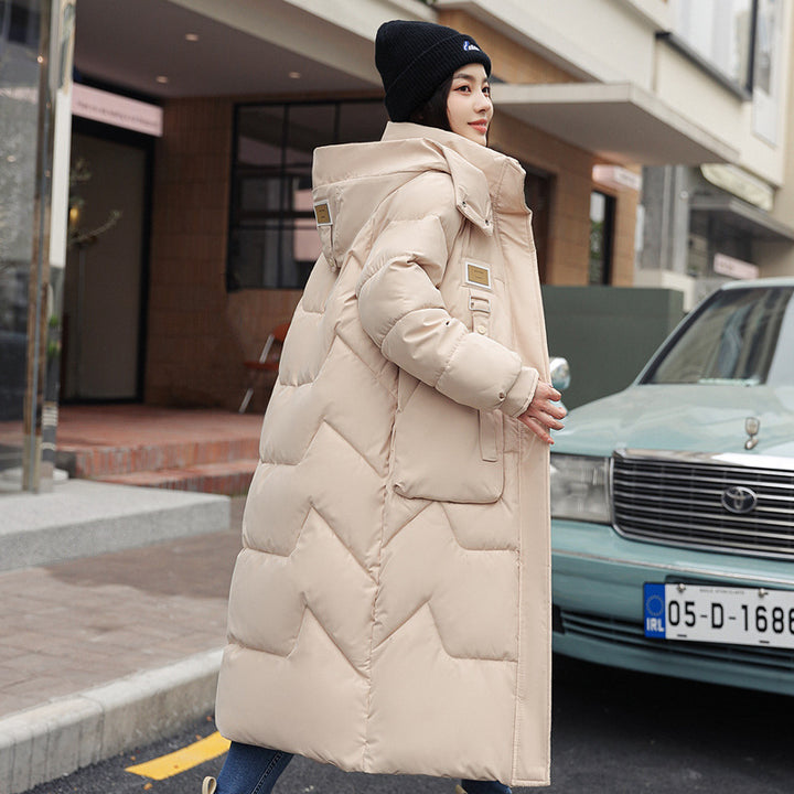 Padded women's winter coat, knee-length, with removable hood