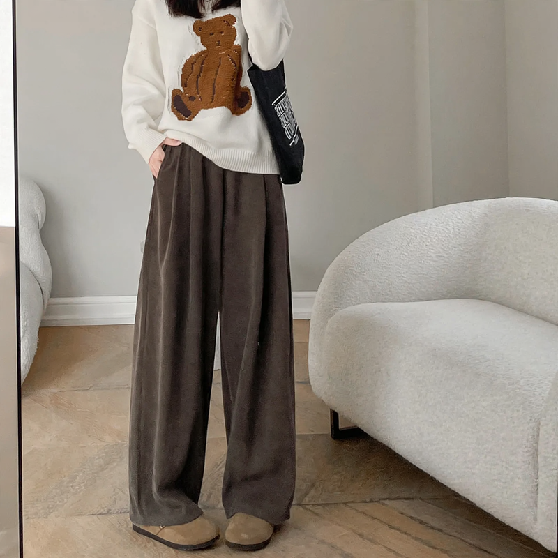 Women's corduroy trousers with wide legs and straight cut