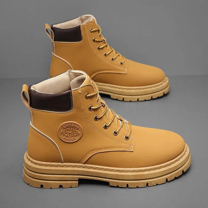 Fashionable men's ankle boots, platform sole, lined