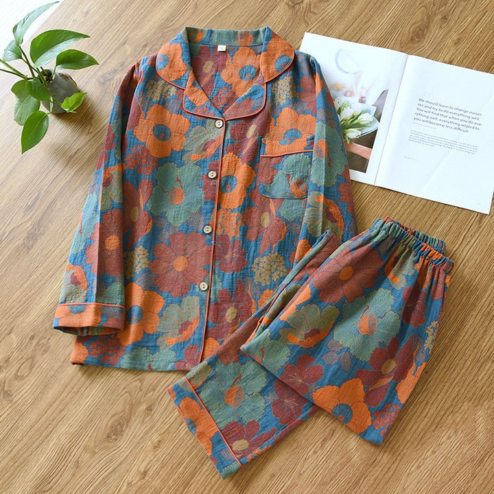 Women's pajamas made of cotton muslin with embroidery
