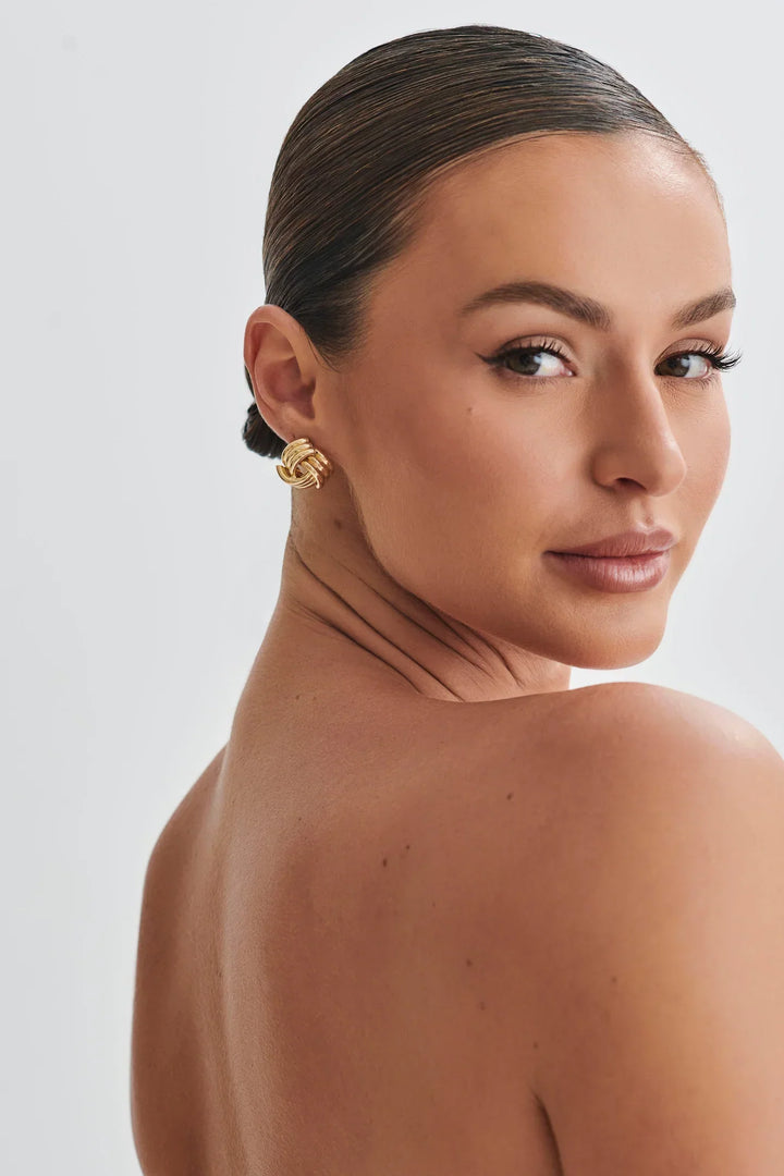 Chic Und Stil | Knotted Earrings Gold