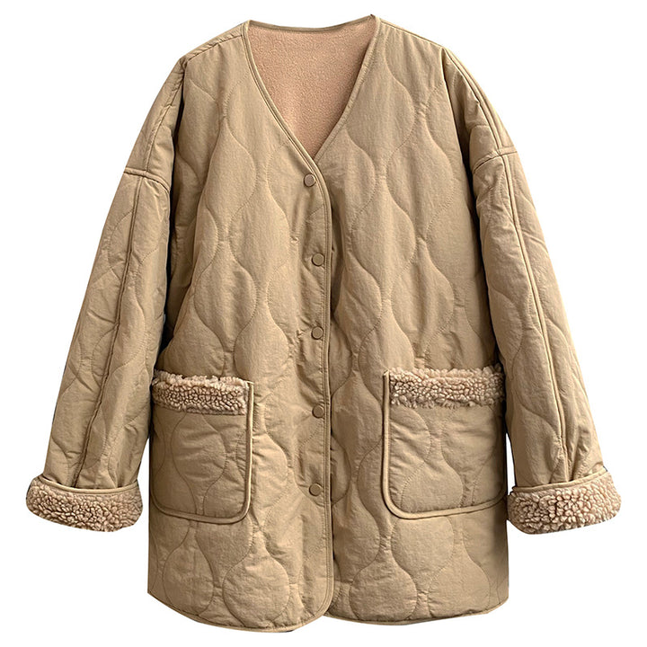 Women's quilted jacket with lambskin inserts and V-neck
