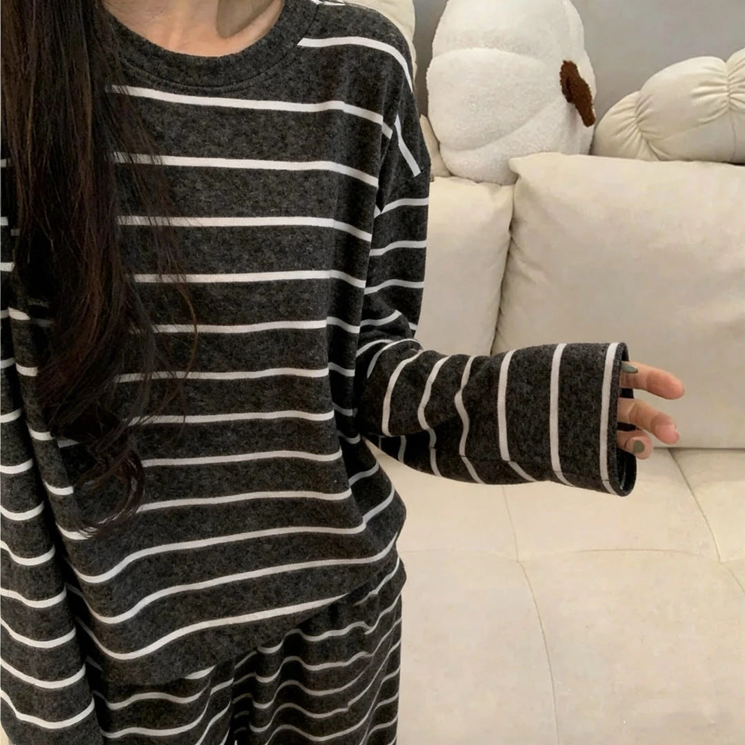 Women's lounge suit, striped, thermo material, winter