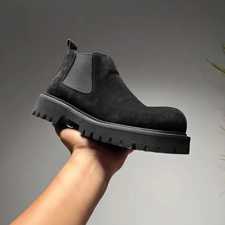 Men's Chelsea boots made of suede look, flat heel