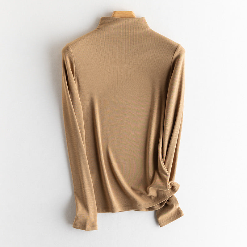 Warm knit sweater with silk content and inner lining