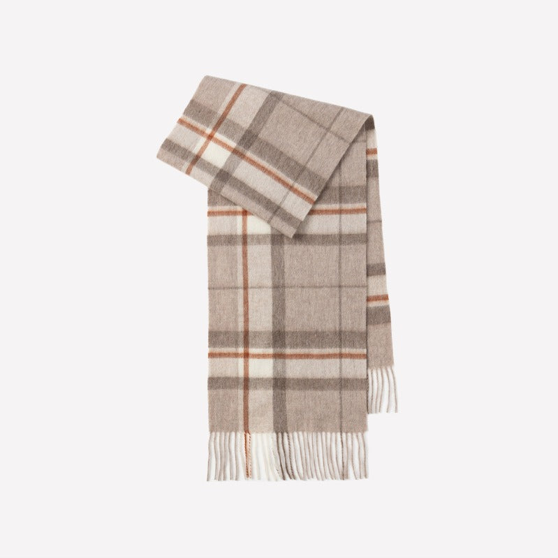British wool scarf with fringes, checkered