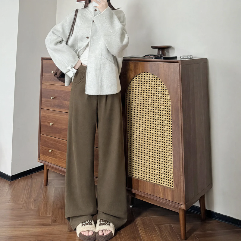 Ladies cord trousers, padded, straight cut, high waist