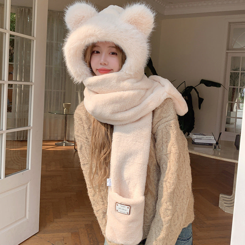 Plush set: Hooded scarf with bear design