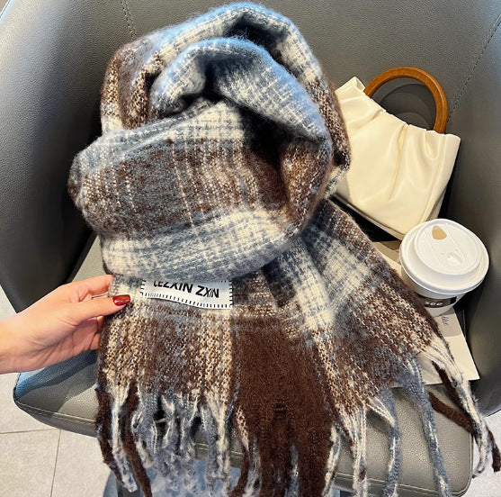 Checked scarf with gradient